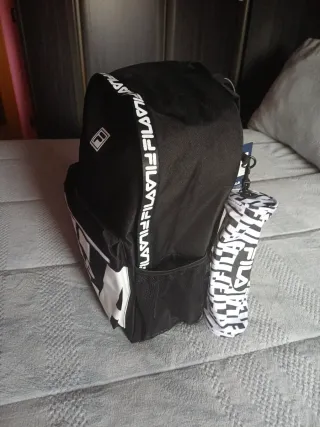 Mochila Fila Negra y Blanca