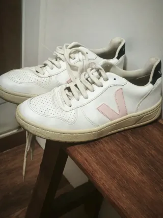 Zapatillas Veja Talla 38 Blancas y Rosas
