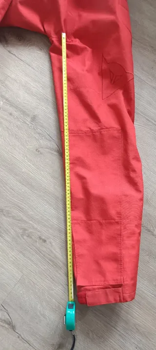 Pantalón Dainese Rojo con Tirantes Vintage.