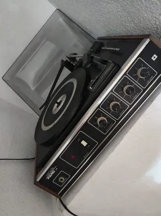 Tocadiscos Faro Vintage