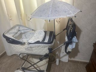 Carrito de muñecas como nuevo