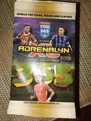 17 sobres Cromos Panini FIFA 365 Adrenalyn XL 2025