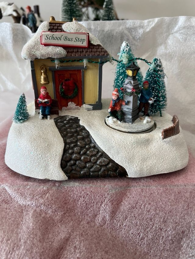 Pueblo Navideño con Figuras