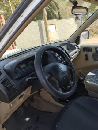 Nissan Terrano II 2000