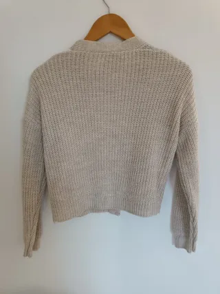 Cárdigan beige y gris