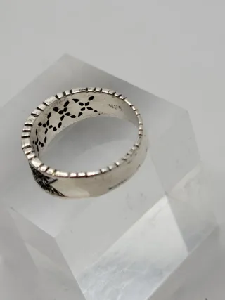 Anillo Plata 1ª Ley Circonitas Negras