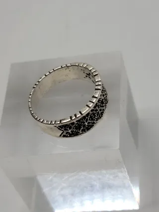 Anillo Plata 1ª Ley Circonitas Negras