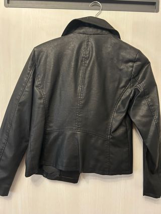 Chaqueta cuero ONLY S negra entallada mujer