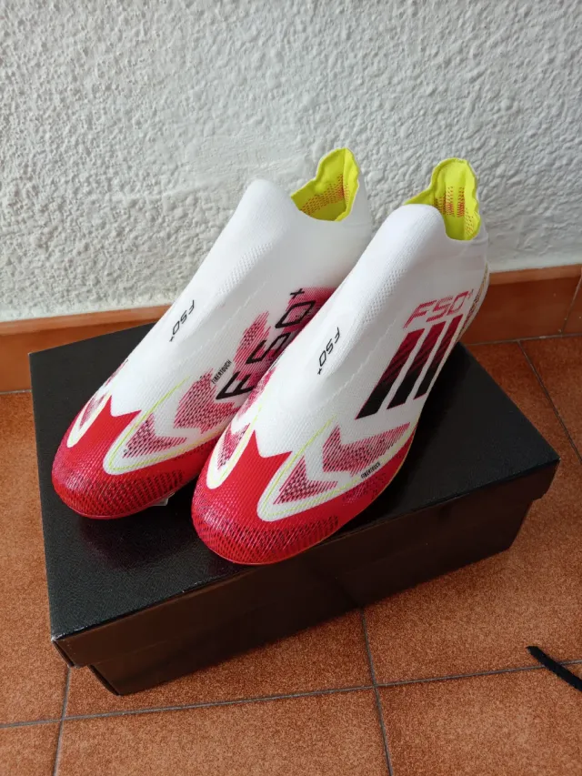 Botas Fútbol  F50 Rojas y Blancas