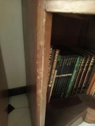 Mueble esquinero archivador madera