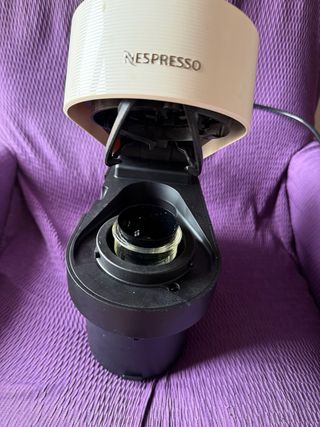 Cafetera Nespresso Vertuo Pop Blanca