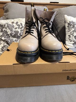 Botas Dr. Martens Beige/Negro