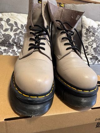 Botas Dr. Martens Beige/Negro