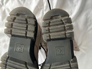 Botas Dr. Martens Beige/Negro