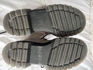 Botas Dr. Martens Beige/Negro