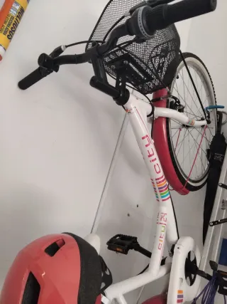 Bicicleta Paseo 16 pulgadas Rosa usada solo 1 mes