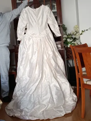 Vestido de Novia Blanco Hecho a Mano