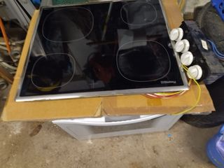 Horno y vitrocerámica Balay