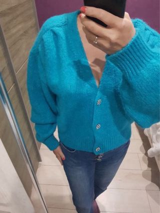 Cárdigan Zara con botones joya