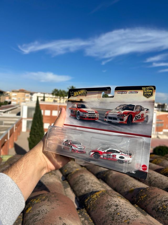 Hot Wheels Car Culture Nissan 2-Pack