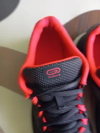 DEPORTIVAS KALENJI. TALLA 39