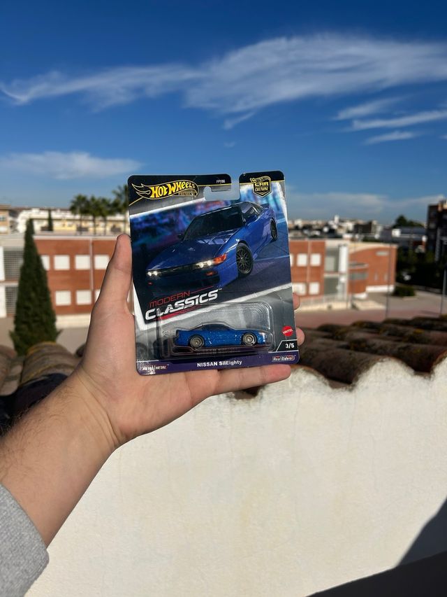 Hot Wheels Premium Nissan SilEighty