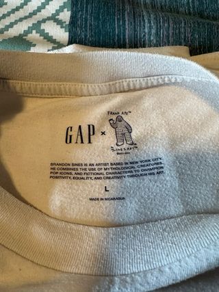 Camiseta GAP x Frank Ape L