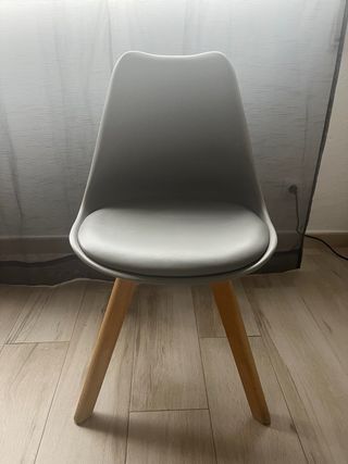 Silla Comedor Polipropileno y madera