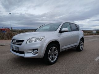 Toyota RAV4 2012
