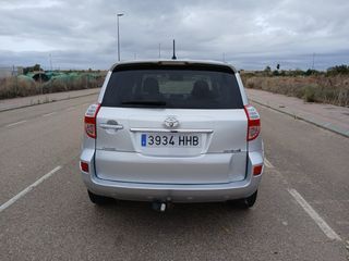 Toyota RAV4 2012