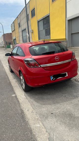 Opel Astra 2006 1.6 16v gtc