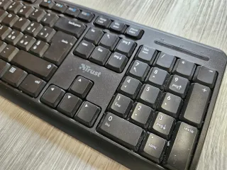 Tastiera Bluetooth Trust Nera