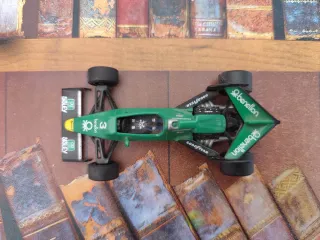 Réplica Coche Fórmula 1 Tyrrel 012 de 1983. RBA