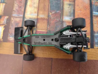 Réplica Coche Fórmula 1 Tyrrel 012 de 1983. RBA