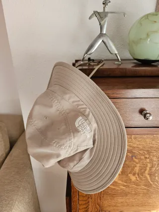 Gorro explorador The North Face beige