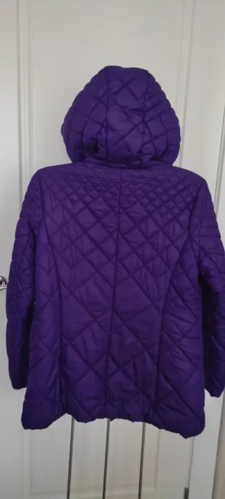 Anorak Morado con Capucha