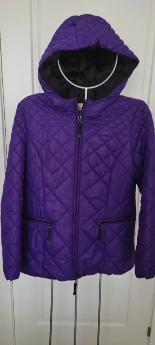 Anorak Morado con Capucha