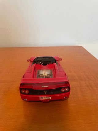 Modellino Bburago Ferrari F50 1/18