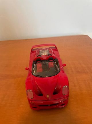 Modellino Bburago Ferrari F50 1/18