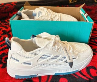 Zapatillas Fashion Unisex Blancas y Azules