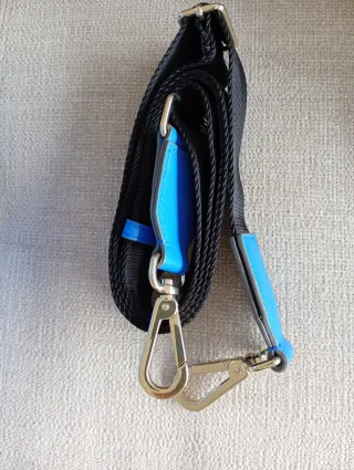 Bolso en piel Mandarina Duck Azulón