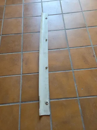 Visera trasera Nissan Patrol