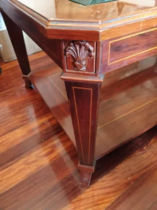 Mesa de salón madera y cristal