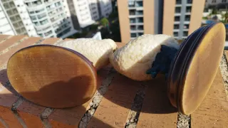 Due antiche statue. Fabbricate a metà del secolo scorso.