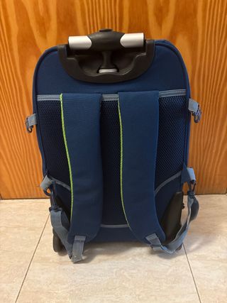 Mochila Spirit con ruedas,defecto tira te gastada