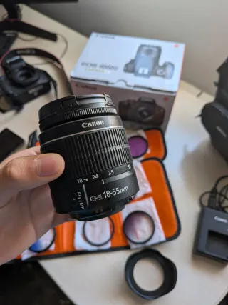 Canon EOS 4000D + Objetivo 18-55 + Bolsa + Filtros