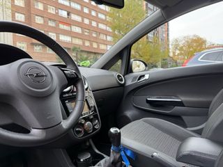 Opel Corsa 1.4 Selective 16v 100cv