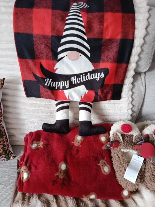 Pack Natal: Manta, Chinelos e Capa de Almofada