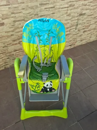 Trona bebé color verde y gris