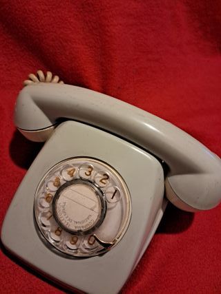 Teléfono antiguo de disco